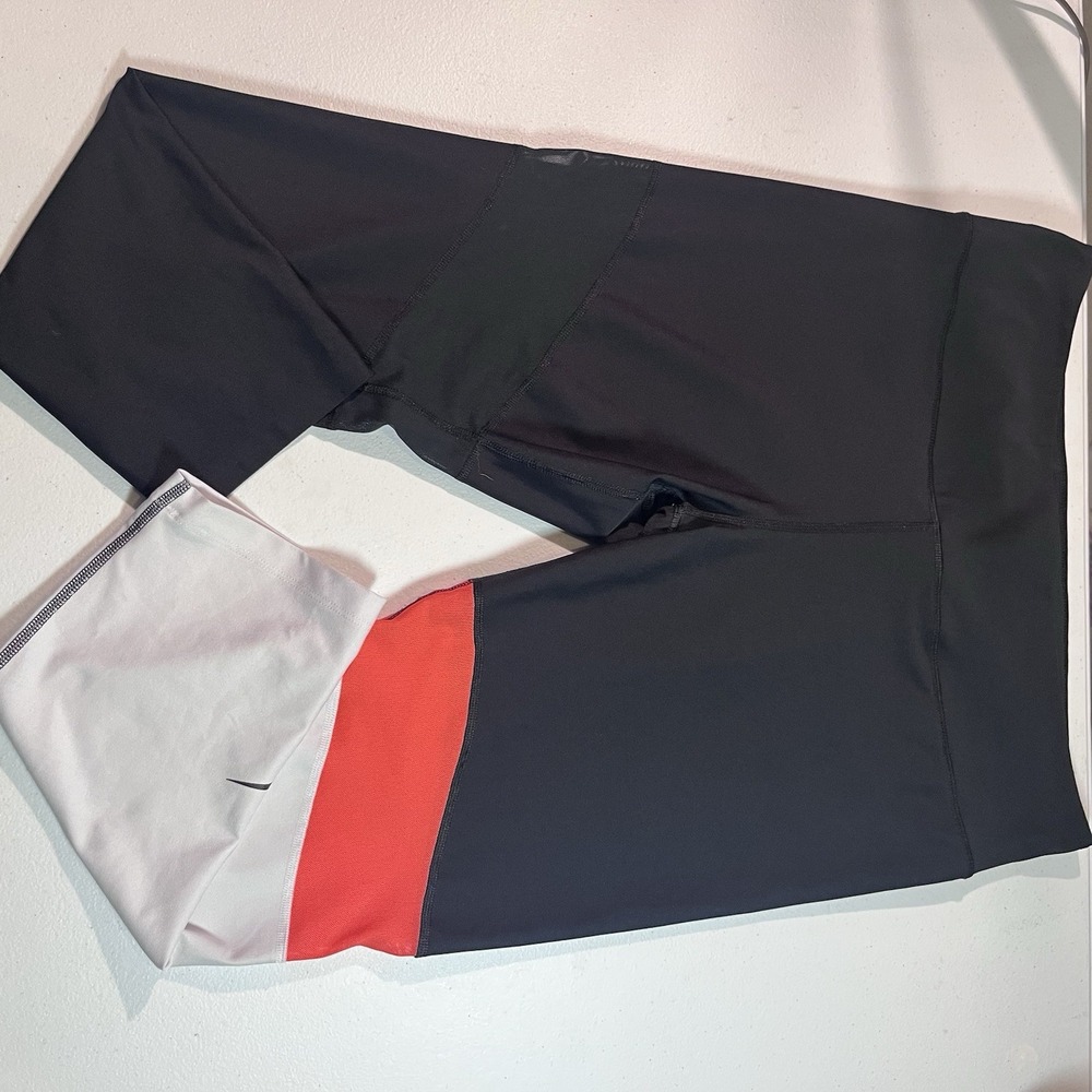 Nike Dri-fit Women's XL Leggings Black Sharp Workout‎ Leisure